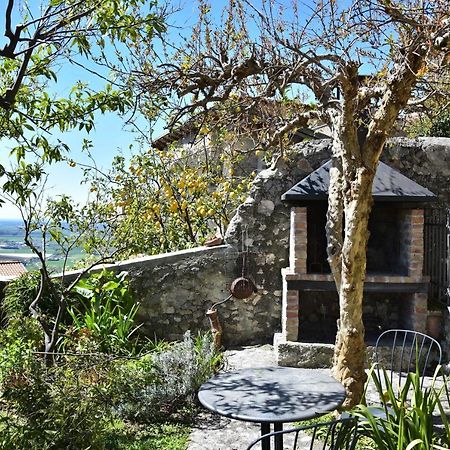 Вилла Il Giardino Di Adele Сермонета Экстерьер фото